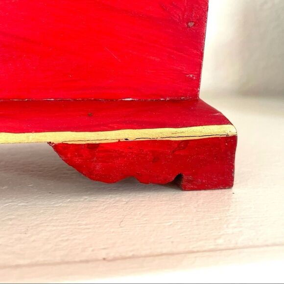 Red carved wooden incense burner - Picture 10 of 16